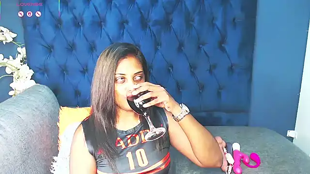 Snapshot of IndianPlaymateX chatting on March 18, 2025, 10:58 pm IndianPlaymateX online show from March 18, 2025, 10:58 pm