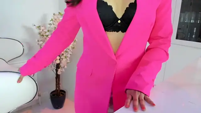 Snapshot of winterforu chatting on November 9, 2025, 4:11 pm winterforu online show from November 9, 2025, 4:11 pm