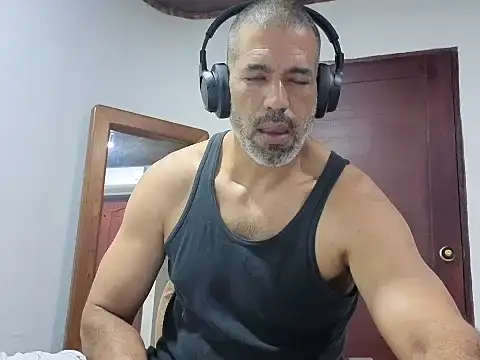 jackbigcock11 online show from February 25, 2026, 1:22 pm