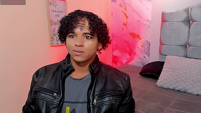 Snapshot of Noah_Smith04 chatting on January 15, 2026, 2:09 pm Noah Smith04 online show from January 15, 2026, 2:09 pm