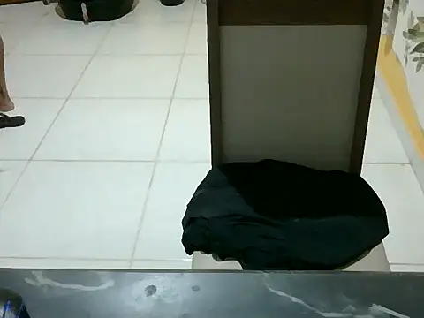 Snapshot of rocharly chatting on October 3, 2025, 1:42 am rocharly online show from October 3, 2025, 1:42 am