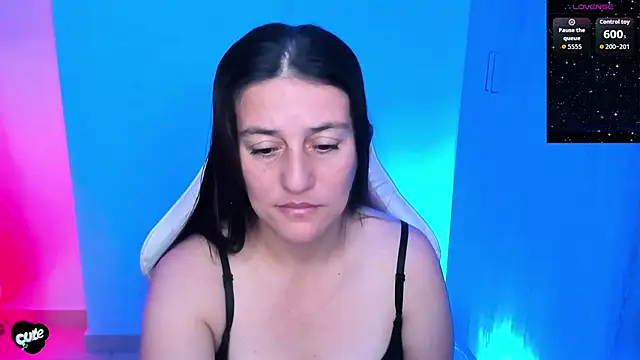 Snapshot of Saskyaa chatting on May 23, 2026, 4:06 pm Saskyaa online show from May 23, 2026, 4:06 pm