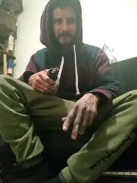 Snapshot of LongDickZee562 chatting on December 17, 2024, 6:45 am LongDickZee562 online show from December 17, 2024, 6:45 am