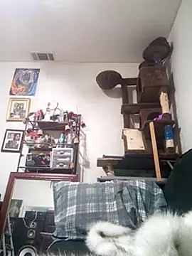 Snapshot of LongDickZee562 chatting on February 28, 2025, 11:34 pm LongDickZee562 online show from February 28, 2025, 11:34 pm