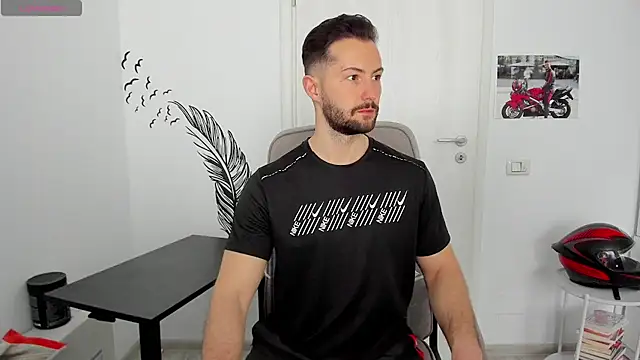 ZackFraser online show from April 2, 2026, 6:31 am