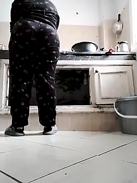 Snapshot of nayakaA7 chatting on February 2, 2026, 1:43 pm nayakaA7 online show from February 2, 2026, 1:43 pm