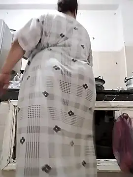 Snapshot of nayakaA7 chatting on January 5, 2026, 7:06 pm nayakaA7 online show from January 5, 2026, 7:06 pm