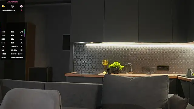 Snapshot of IdaJonesy chatting on November 25, 2025, 7:30 am IdaJonesy online show from November 25, 2025, 7:30 am