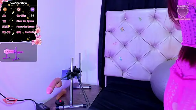 cleopatraa online show from March 7, 2026, 3:39 pm