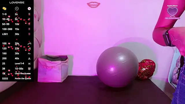 Snapshot of cleopatraa chatting on September 8, 2025, 9:03 pm cleopatraa online show from September 8, 2025, 9:03 pm