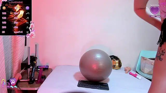 Snapshot of cleopatraa chatting on January 19, 2026, 1:59 pm cleopatraa online show from January 19, 2026, 1:59 pm