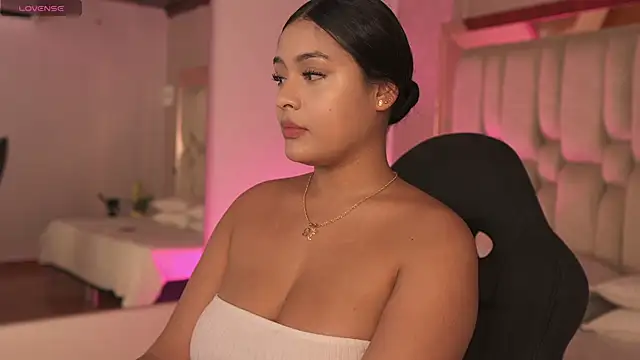 Snapshot of Kleverly_Manson1 chatting on November 27, 2025, 8:09 pm Kleverly Manson1 online show from November 27, 2025, 8:09 pm