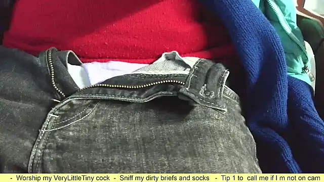 Snapshot of smoothandtiny chatting on October 5, 2025, 4:14 am smoothandtiny online show from October 5, 2025, 4:14 am