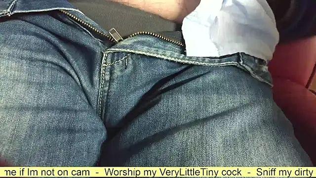 Snapshot of smoothandtiny chatting on November 5, 2025, 7:39 pm smoothandtiny online show from November 5, 2025, 7:39 pm