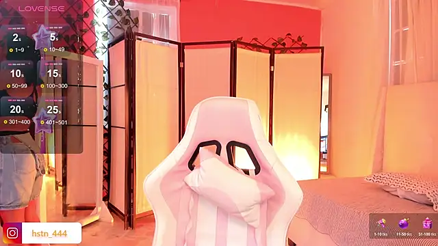 Snapshot of your_khloe chatting on October 21, 2025, 12:48 pm your khloe online show from October 21, 2025, 12:48 pm