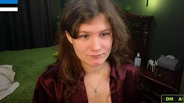 Snapshot of Charlotte_wow chatting on October 30, 2025, 1:15 am Charlotte wow online show from October 30, 2025, 1:15 am