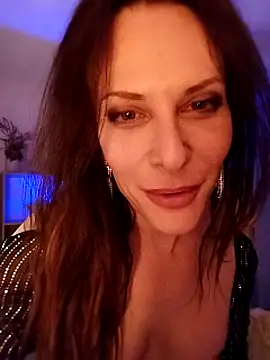 Luna Kitanna online show from January 17, 2025, 3:23 am
