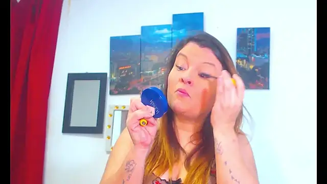 I AM JULIETA SQUIRTS online show from November 20, 2025, 3:40 am