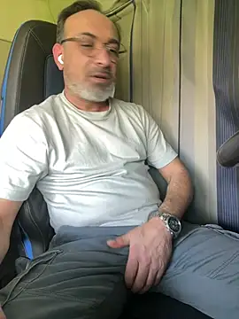 Snapshot of dzhakar chatting on March 3, 2026, 11:50 am dzhakar online show from March 3, 2026, 11:50 am