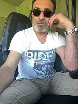 Snapshot of dzhakar chatting on February 25, 2026, 11:54 am dzhakar online show from February 25, 2026, 11:54 am