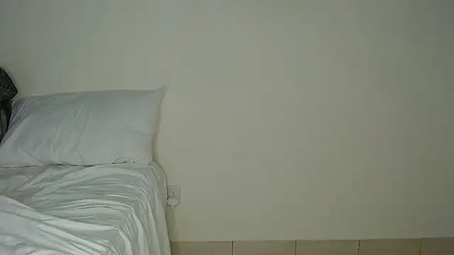 Perqueen online show from March 16, 2025, 8:10 pm