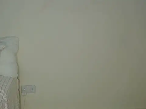 Perqueen online show from January 15, 2025, 11:40 pm