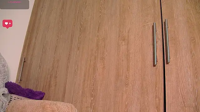 aidaadams online show from February 19, 2026, 11:40 am