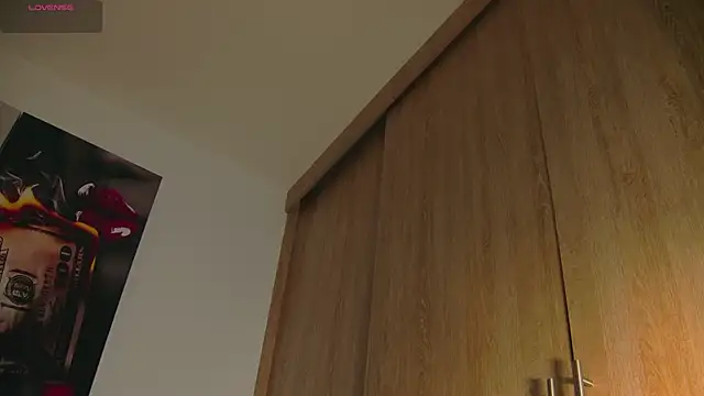 aidaadams online show from September 22, 2025, 9:37 am