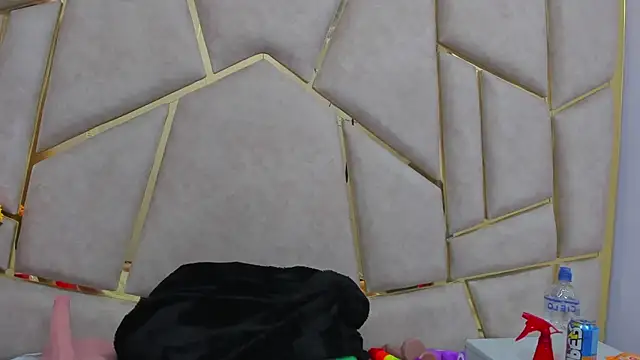 Snapshot of Kloe_Candy1 chatting on March 15, 2026, 4:41 am Kloe Candy1 online show from March 15, 2026, 4:41 am