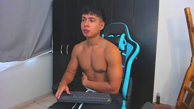 Snapshot of Bray_Kevin chatting on November 29, 2025, 2:50 pm Bray Kevin online show from November 29, 2025, 2:50 pm