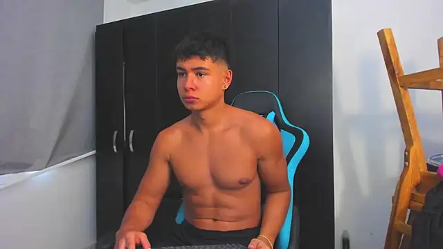 Snapshot of Bray_Kevin chatting on November 24, 2025, 4:07 pm Bray Kevin online show from November 24, 2025, 4:07 pm