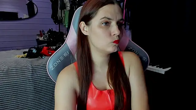 Snapshot of Stroynyash chatting on December 2, 2025, 7:59 pm Stroynyash online show from December 2, 2025, 7:59 pm