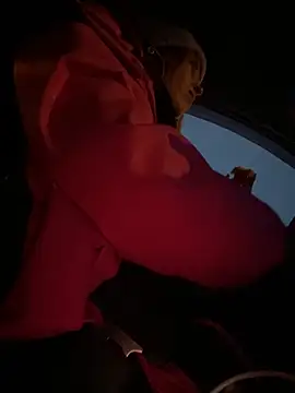 StasyWood online show from November 4, 2025, 12:58 am