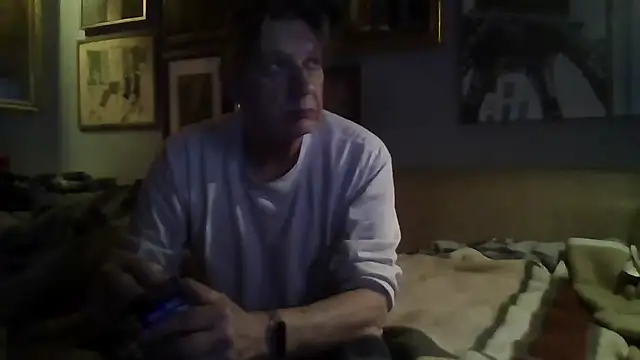 Snapshot of dannedonger2 chatting on February 11, 2026, 8:41 pm dannedonger2 online show from February 11, 2026, 8:41 pm