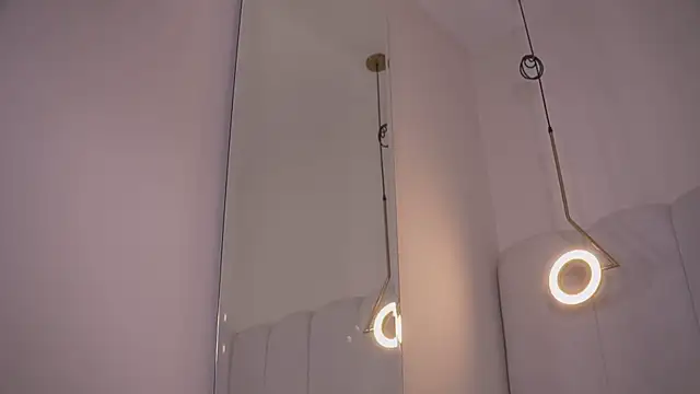 Snapshot of Abby-me chatting on November 20, 2025, 1:01 pm Abby-me online show from November 20, 2025, 1:01 pm