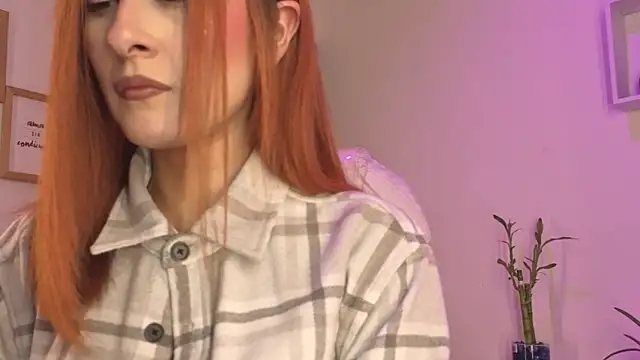 Tiarha online show from November 6, 2025, 4:27 am