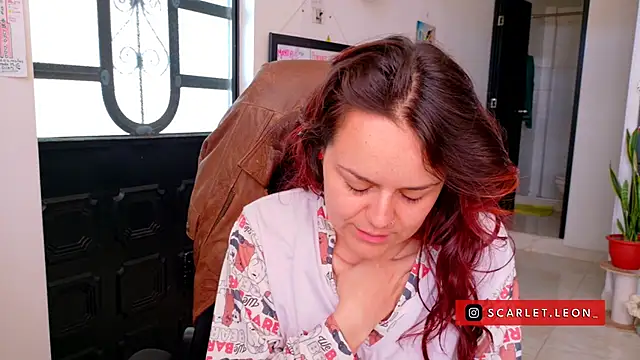 Scarletleon77 online show from June 23, 2026, 3:54 pm