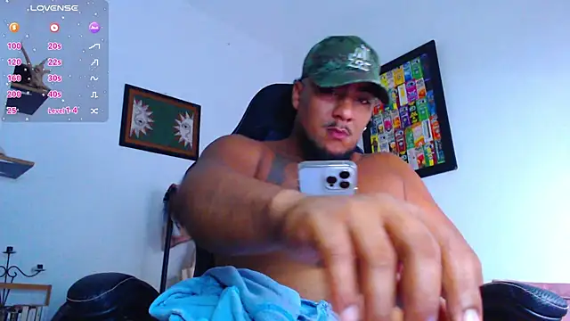 Snapshot of yosoy_enzo2020 chatting on January 11, 2026, 5:03 am yosoy enzo2020 online show from January 11, 2026, 5:03 am