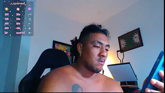 Snapshot of yosoy_enzo2020 chatting on April 22, 2026, 4:52 am yosoy enzo2020 online show from April 22, 2026, 4:52 am