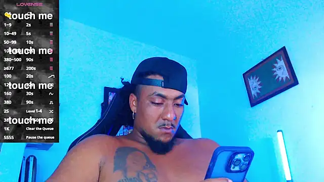 yosoy enzo2020 online show from November 30, 2025, 4:24 am