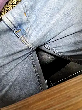 Snapshot of thesmiledoc chatting on February 18, 2025, 5:42 pm thesmiledoc online show from February 18, 2025, 5:42 pm