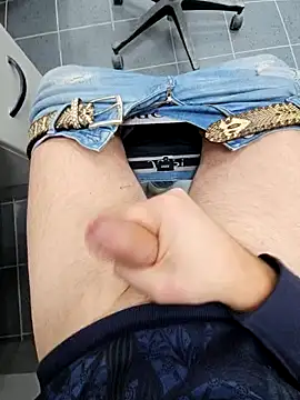 Snapshot of thesmiledoc chatting on December 17, 2024, 2:12 am thesmiledoc online show from December 17, 2024, 2:12 am