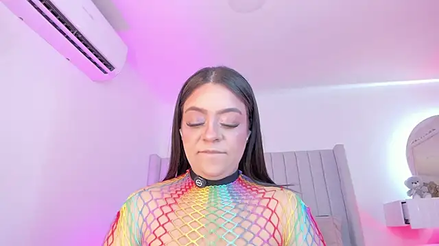 Snapshot of sarah-bonneth chatting on February 23, 2026, 11:44 am sarah-bonneth online show from February 23, 2026, 11:44 am