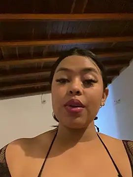 Snapshot of PUSHYLATE chatting on March 28, 2026, 11:06 pm PUSHYLATE online show from March 28, 2026, 11:06 pm