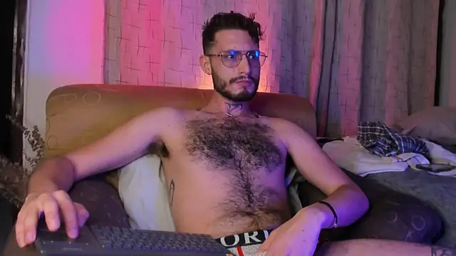 Snapshot of axel_giracr chatting on January 25, 2025, 11:32 pm axel giracr online show from January 25, 2025, 11:32 pm