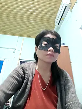 Anna Toy19 online show from December 16, 2025, 2:43 pm