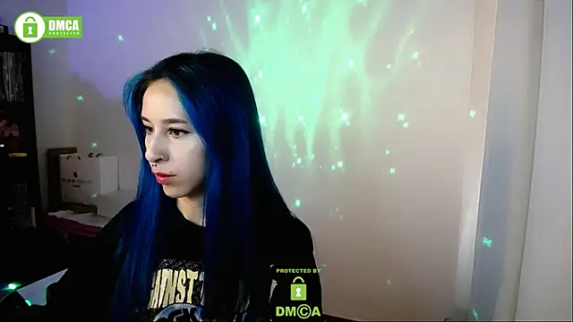 dakota senju online show from December 16, 2025, 2:54 pm