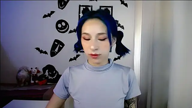 dakota senju online show from October 13, 2025, 2:40 pm