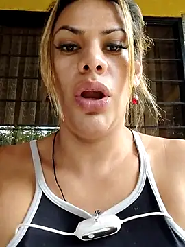 CurvyViolet online show from January 22, 2025, 3:07 pm