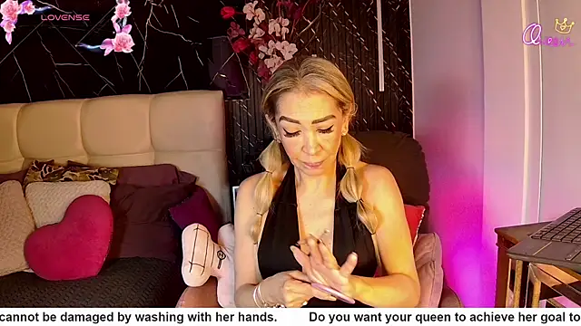 EvelinaGrey online show from May 15, 2026, 10:13 am